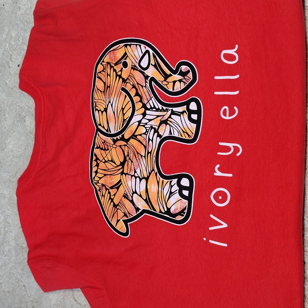 Ivory Ella Red Long Sleeve Pocket Tee Elephant Graphic Organic Cotton Women's S - Picture 4 of 4